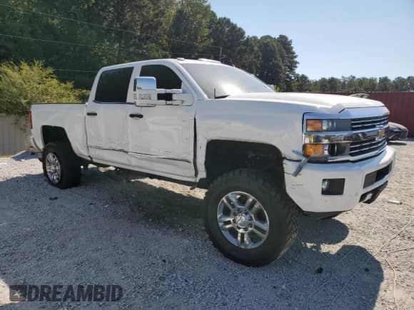 2019 Chevrolet Silverado 2500HD LTZ z VIN 1GC1KTEY6KF105690, wystawiony jako Copart lot #80487685 z przebiegiem 179 828 mil mil oraz Szkoda całkowita • Salvage title. Historia ofert i sprzedaży dostępna na DreamBid. Obrazek 4.