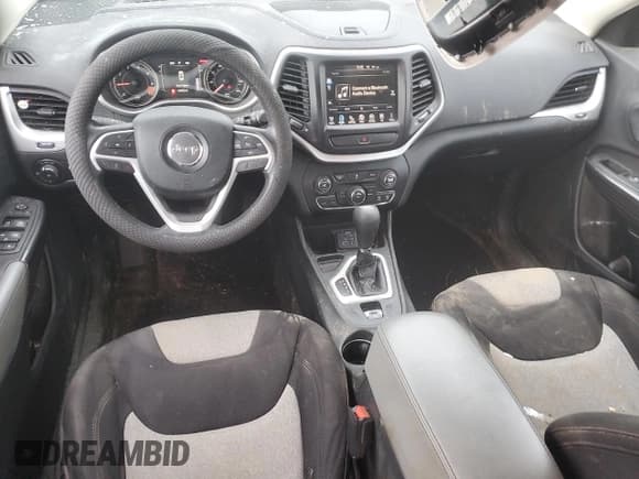 ✅ 2014 Jeep Cherokee Latitude • VIN: 1C4PJLCB7EW323993 • Lot: 85781985. Listed on Copart with 110,256 mi. Free auction sales archive from the USA and detailed vehicle history report at DreamBid. Image 8.