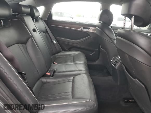✅ 2018 Genesis G80 3.8L • VIN: KMHGN4JE8JU223040 • Lot: 51564395. Listed on Copart with 62,708 mi. Free auction sales archive from the USA and detailed vehicle history report at DreamBid. Image 10.