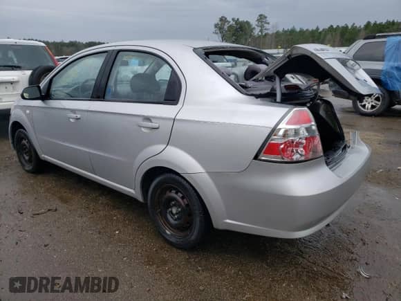 2007 Chevrolet Aveo LS z VIN KL1TD56647B124787, wystawiony jako Copart lot #44301344 z przebiegiem Nie podano mil oraz Szkoda całkowita • Salvage title. Historia ofert i sprzedaży dostępna na DreamBid. Obrazek 2.