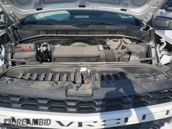 ✅ 2019 Chevrolet Silverado 1500 Custom • VIN: 1GCUYBEF7KZ199274 • Lot: 80450665. Wystawiony na Copart z przebiegiem 137 436 mil. Bezpłatny archiwum sprzedaży aukcyjnych z USA i szczegółowy raport historii pojazdu na DreamBid. Zdjęcie 11.