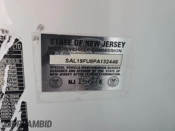 ✅ 2023 Land Rover Range Rover • VIN: NJ1567E • Lot: 56299664. Listed on Copart with 5,538 mi. Free auction sales archive from the USA and detailed vehicle history report at DreamBid. Image 12.