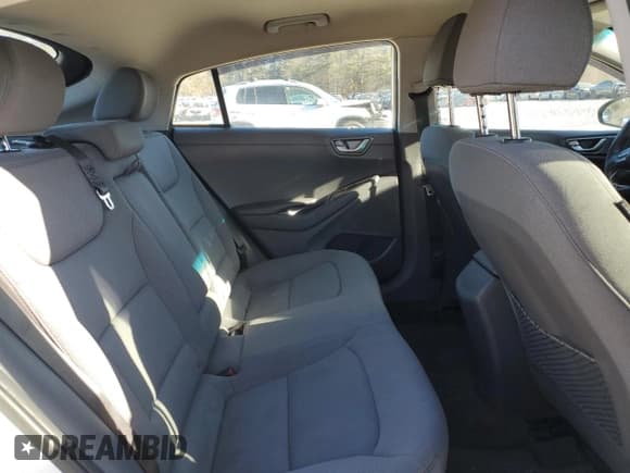 ✅ 2022 Hyundai Ioniq SE • VIN: KMHC75LC7NU278367 • Lot: 87258864. Wystawiony na Copart z przebiegiem 109 303 mil. Bezpłatny archiwum sprzedaży aukcyjnych z USA i szczegółowy raport historii pojazdu na DreamBid. Zdjęcie 10.