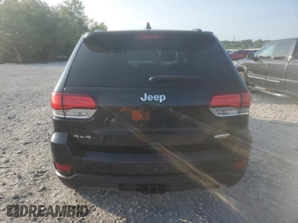 ✅ 2020 Jeep Grand Cherokee Laredo E • VIN: 1C4RJFAG9LC223174 • Lot: 64607535. Listed on Copart with 79,112 mi. Free auction sales archive from the USA and detailed vehicle history report at DreamBid. Image 6.