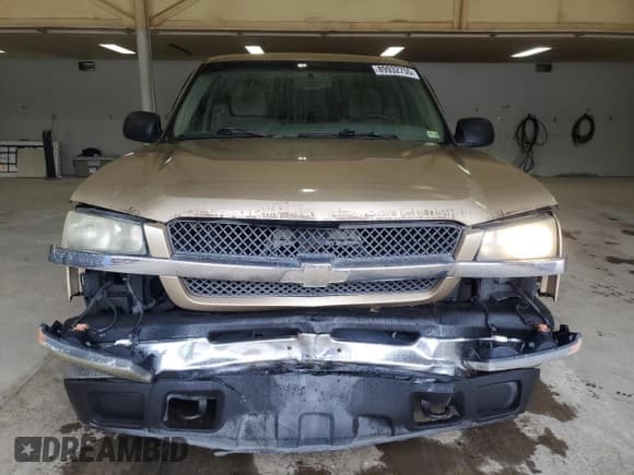 ✅ 2004 Chevrolet Silverado 1500 • VIN: 1GCEC19T64Z262901 • Lot: 89932755. Listed on Copart with 303,495 mi. Free auction sales archive from the USA and detailed vehicle history report at DreamBid. Image 5.