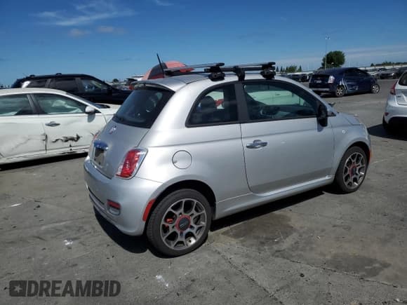 ✅ 2013 FIAT 500 Sport • VIN: 3C3CFFBR0DT539077 • Лот: 65007915. Опубликован ранее на Copart с пробегом 89 140 миль. Бесплатный доступ к архиву аукционных продаж из США и подробный отчёт об истории автомобиля на DreamBid. Изображение 3.