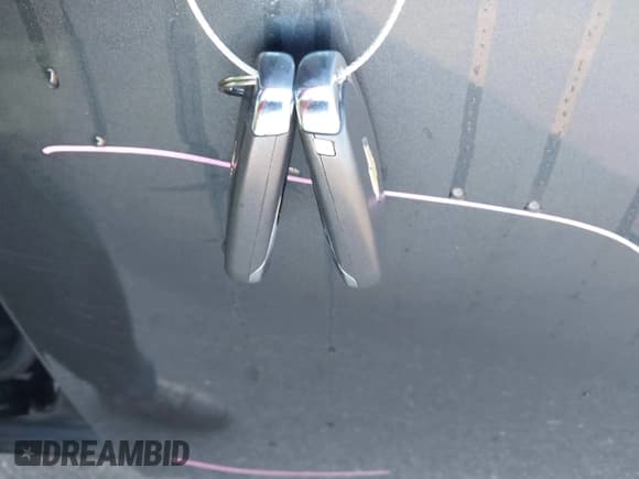 ✅ 2019 Chevrolet Traverse LT • VIN: 1GNEVHKW5KJ219001 • Lot: 43404036. Wystawiony na IAAI z przebiegiem 77 211 mil. Bezpłatny archiwum sprzedaży aukcyjnych z USA i szczegółowy raport historii pojazdu na DreamBid. Zdjęcie 11.