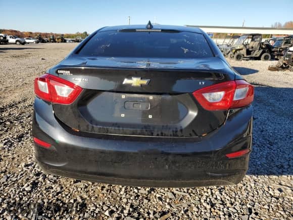 ✅ 2017 Chevrolet Cruze LT • VIN: 1G1BE5SM3H7179248 • Лот: 69470152. Размещён на Copart с пробегом Не указан миль. Получите бесплатный доступ к архиву аукционных продаж из США и посмотрите подробный отчёт об истории автомобиля на DreamBid. Изображение 6.