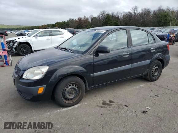 ✅ 2007 Kia Rio LX • VIN: KNADE123576224398 • Lot: 70085384. Listed on Copart with 70,024 mi. Free auction sales archive from the USA and detailed vehicle history report at DreamBid. Image 1.