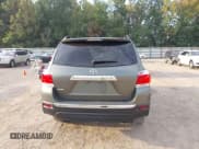 ✅ 2012 Toyota Highlander Limited • VIN: 5TDDK3EH0CS131961 • Lot: 43222784. Listed on IAAI with 334,295 mi. Free auction sales archive from the USA and detailed vehicle history report at DreamBid. Image 16.