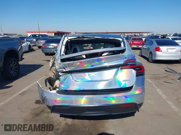 ✅ 2022 Tesla Model X Plaid • VIN: 7SAXCBE68NF331760 • Lot: 43709060. Wystawiony na IAAI z przebiegiem 30 523 mil. Bezpłatny archiwum sprzedaży aukcyjnych z USA i szczegółowy raport historii pojazdu na DreamBid. Zdjęcie 16.