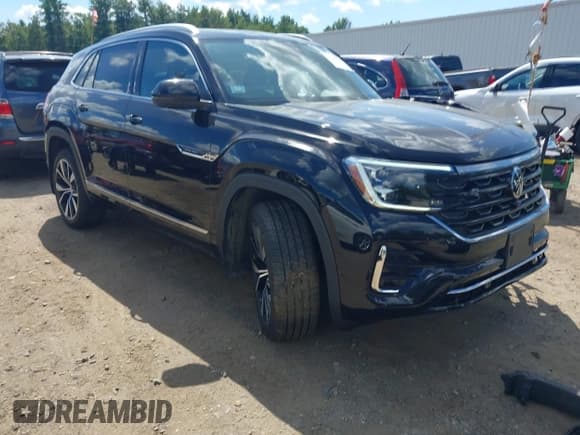 ✅ 2024 Volkswagen Atlas SEL Premium R-Line • VIN: 1V2FE2CA4RC229125 • Lot: 43108926. Wystawiony na IAAI z przebiegiem 23 620 mil. Bezpłatny archiwum sprzedaży aukcyjnych z USA i szczegółowy raport historii pojazdu na DreamBid. Zdjęcie 1.