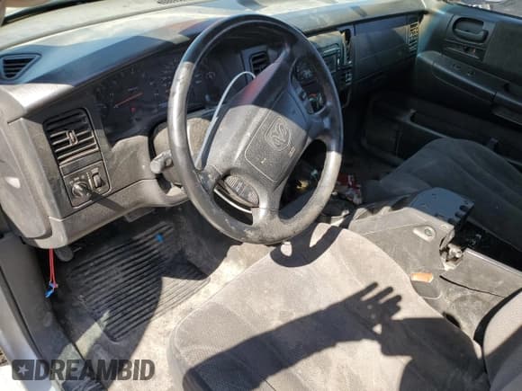 ✅ 2004 Dodge Dakota SLT • VIN: 1D7HG48N74S509797 • Lot: 57797055. Wystawiony na Copart z przebiegiem 214 275 mil. Bezpłatny archiwum sprzedaży aukcyjnych z USA i szczegółowy raport historii pojazdu na DreamBid. Zdjęcie 8.