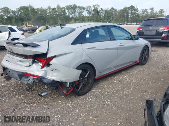 ✅ 2025 Hyundai Elantra • VIN: KMHLW4DK7SU030408 • Лот: 43277625. Опубликован ранее на IAAI с пробегом 5 968 миль. Бесплатный доступ к архиву аукционных продаж из США и подробный отчёт об истории автомобиля на DreamBid. Изображение 4.