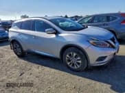 ✅ 2018 Nissan Murano SV • VIN: 5N1AZ2MH3JN126584 • Lot: 93057195. Wystawiony na Copart z przebiegiem 87 338 mil. Bezpłatny archiwum sprzedaży aukcyjnych z USA i szczegółowy raport historii pojazdu na DreamBid. Zdjęcie 4.