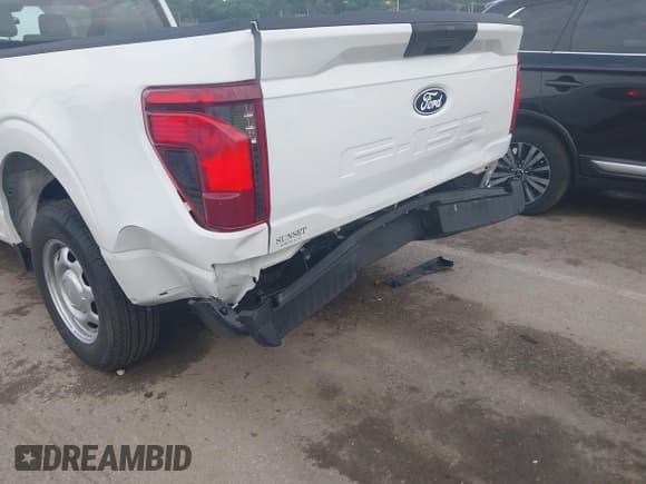 ✅ 2024 Ford F-150 XL • VIN: 1FTMF1KP3RKF57535 • Лот: 42477026. Опубликован ранее на IAAI с пробегом 1 781 миль. Бесплатный доступ к архиву аукционных продаж из США и подробный отчёт об истории автомобиля на DreamBid. Изображение 6.