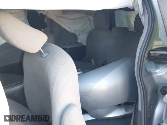 ✅ 2017 Toyota Sienna L • VIN: 5TDZZ3DC4HS869941 • Лот: 43436116. Опубликован ранее на IAAI с пробегом 85 550 миль. Бесплатный доступ к архиву аукционных продаж из США и подробный отчёт об истории автомобиля на DreamBid. Изображение 21.