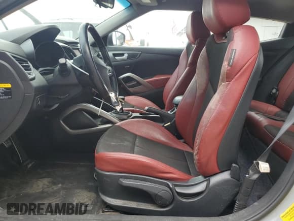 ✅ 2015 Hyundai Veloster Turbo • VIN: KMHTC6AE1FU222528 • Lot: 70929045. Wystawiony na Copart z przebiegiem 94 022 mil. Bezpłatny archiwum sprzedaży aukcyjnych z USA i szczegółowy raport historii pojazdu na DreamBid. Zdjęcie 7.