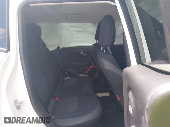 ✅ 2019 Jeep Renegade Trailhawk • VIN: ZACNJBC15KPK04595 • Lot: 42675223. Wystawiony na IAAI z przebiegiem 30 291 mil. Bezpłatny archiwum sprzedaży aukcyjnych z USA i szczegółowy raport historii pojazdu na DreamBid. Zdjęcie 8.