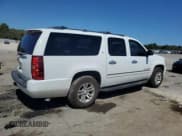 ✅ 2009 Chevrolet Suburban LTZ • VIN: 1GNFC36J29R300643 • Lot: 81653145. Wystawiony na Copart z przebiegiem 213 084 mil. Bezpłatny archiwum sprzedaży aukcyjnych z USA i szczegółowy raport historii pojazdu na DreamBid. Zdjęcie 3.