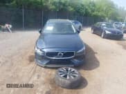 ✅ 2020 Volvo V60 • VIN: YV4102WK8L1048401 • Lot: 42166261. Listed on IAAI with 53,499 mi. Free auction sales archive from the USA and detailed vehicle history report at DreamBid. Image 12.