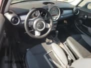 ✅ 2009 MINI Clubman • VIN: WMWML335X9TX36499 • Lot: 59344835. Listed on Copart with 122,517 mi. Free auction sales archive from the USA and detailed vehicle history report at DreamBid. Image 8.