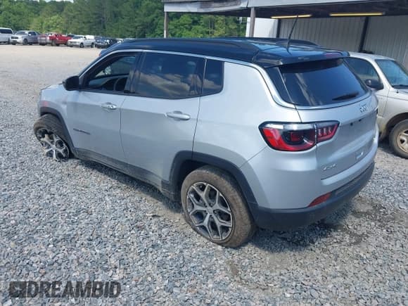 ✅ 2024 Jeep Compass Limited • VIN: 3C4NJDCN0RT125579 • Lot: 42313629. Wystawiony na IAAI z przebiegiem 39 137 mil. Bezpłatny archiwum sprzedaży aukcyjnych z USA i szczegółowy raport historii pojazdu na DreamBid. Zdjęcie 3.