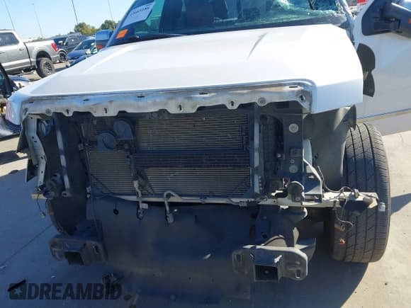 ✅ 2013 Ford F-150 XLT • VIN: 1FTFW1CF1DFA52951 • Лот: 43665186. Опубликован ранее на IAAI с пробегом 261 155 миль. Бесплатный доступ к архиву аукционных продаж из США и подробный отчёт об истории автомобиля на DreamBid. Изображение 6.