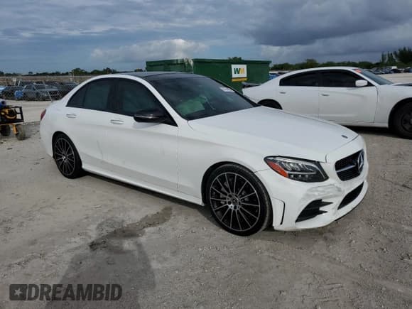 ✅ 2020 Mercedes-Benz C 300 • VIN: WDDWF8DB2LR525988 • Lot: 91461885. Listed on Copart with 78,006 mi. Free auction sales archive from the USA and detailed vehicle history report at DreamBid. Image 4.