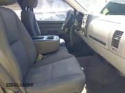 ✅ 2012 Chevrolet Silverado 1500 LS • VIN: 1GCRCREAXCZ122014 • Lot: 43258193. Wystawiony na IAAI z przebiegiem 114 935 mil. Bezpłatny archiwum sprzedaży aukcyjnych z USA i szczegółowy raport historii pojazdu na DreamBid. Zdjęcie 5.