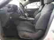 2024 Dodge Hornet R/T z VIN ZACPDFCW1R3A28605, wystawiony jako Copart lot #63086245 z przebiegiem 17 740 mil mil oraz Szkoda całkowita • Salvage title. Historia ofert i sprzedaży dostępna na DreamBid. Obrazek 7.