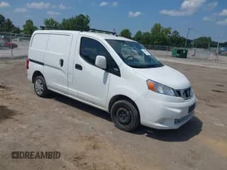 ✅ 2019 Nissan NV200 S • VIN: 3N6CM0KN8KK695279 • Lot: 42906702. Wystawiony na IAAI z przebiegiem 189 221 mil. Bezpłatny archiwum sprzedaży aukcyjnych z USA i szczegółowy raport historii pojazdu na DreamBid. Zdjęcie 1.