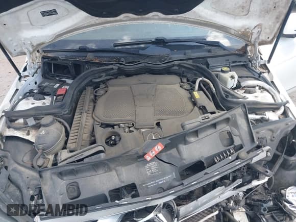 ✅ 2013 Mercedes-Benz C 300 Sport • VIN: WDDGF8AB7DR280115 • Lot: 42587180. Listed on IAAI with 120,832 mi. Free auction sales archive from the USA and detailed vehicle history report at DreamBid. Image 10.