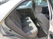 ✅ 2005 Toyota Camry STD • VIN: 4T1BE32K35U100261 • Lot: 43340699. Listed on IAAI with 150,001 mi. Free auction sales archive from the USA and detailed vehicle history report at DreamBid. Image 8.