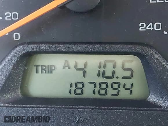 ✅ 2002 Honda Accord VP • VIN: 1HGCF86642A173265 • Lot: 43033315. Listed on IAAI with 187,894 mi. Free auction sales archive from the USA and detailed vehicle history report at DreamBid. Image 15.