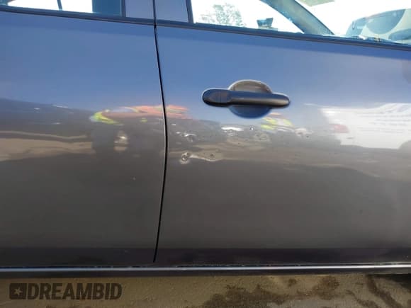 ✅ 2016 Nissan Versa S • VIN: 3N1CN7AP3GL894191 • Lot: 42887939. Listed on IAAI with 209,363 mi. Free auction sales archive from the USA and detailed vehicle history report at DreamBid. Image 12.