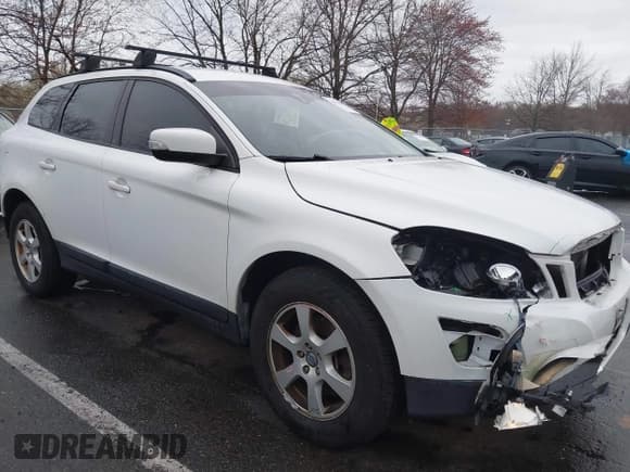 ✅ 2012 Volvo XC60 3.2L • VIN: YV4952DL5C2294865 • Lot: 41941625. Wystawiony na IAAI z przebiegiem 180 020 mil. Bezpłatny archiwum sprzedaży aukcyjnych z USA i szczegółowy raport historii pojazdu na DreamBid. Zdjęcie 12.