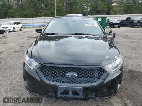 ✅ 2018 Ford Police Interceptor • VIN: 1FAHP2MK7JG114582 • Lot: 93663035. Wystawiony na Copart z przebiegiem 74 707 mil. Bezpłatny archiwum sprzedaży aukcyjnych z USA i szczegółowy raport historii pojazdu na DreamBid. Zdjęcie 5.