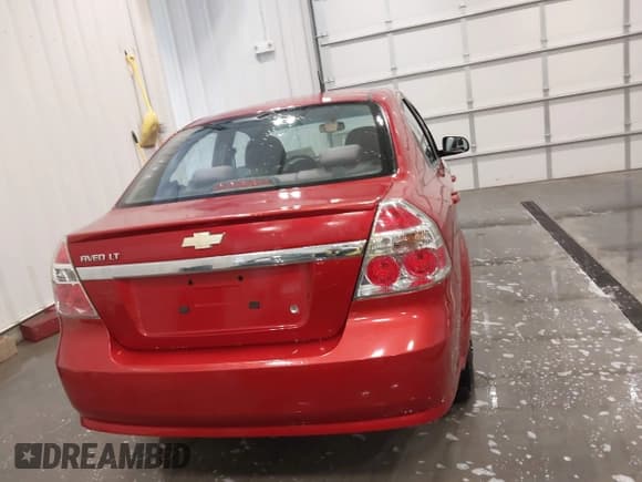 ✅ 2009 Chevrolet Aveo 1LT • VIN: KL1TD56E19B612668 • Lot: 42136750. Wystawiony na IAAI z przebiegiem 110 933 mil. Bezpłatny archiwum sprzedaży aukcyjnych z USA i szczegółowy raport historii pojazdu na DreamBid. Zdjęcie 16.