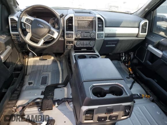 ✅ 2021 Ford F-350 XL • VIN: 1FT8W3BT3MED21114 • Lot: 58900983. Wystawiony na Copart z przebiegiem 47 274 mil. Bezpłatny archiwum sprzedaży aukcyjnych z USA i szczegółowy raport historii pojazdu na DreamBid. Zdjęcie 8.