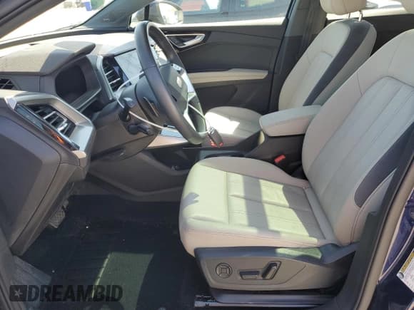 ✅ 2023 Audi Q4 e-tron Premium Plus • VIN: WA1L2BFZ5PP034049 • Lot: 50315915. Listed on Copart with 16,496 mi. Free auction sales archive from the USA and detailed vehicle history report at DreamBid. Image 7.