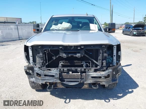 ✅ 2016 Chevrolet Silverado 2500HD Work Truck • VIN: 1GC2KUEG0GZ321171 • Лот: 42030973. Опубликован ранее на IAAI с пробегом 202 173 миль. Бесплатный доступ к архиву аукционных продаж из США и подробный отчёт об истории автомобиля на DreamBid. Изображение 6.