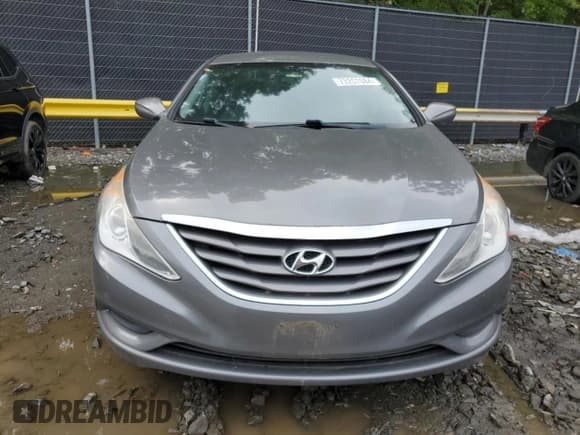 ✅ 2012 Hyundai Sonata GLS • VIN: 5NPEB4AC6CH432664 • Lot: 73257084. Listed on Copart with 180,864 mi. Free auction sales archive from the USA and detailed vehicle history report at DreamBid. Image 5.