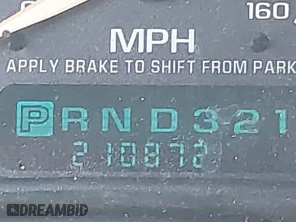 ✅ 2002 Chevrolet Silverado 2500HD LT • VIN: 1GCHK23U62F183928 • Lot: 43651982. Wystawiony na IAAI z przebiegiem 210 872 mil. Bezpłatny archiwum sprzedaży aukcyjnych z USA i szczegółowy raport historii pojazdu na DreamBid. Zdjęcie 16.