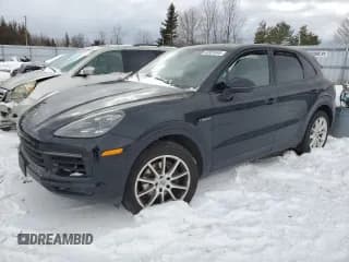 ✅ 2020 Porsche Cayenne E-Hybrid • VIN: WP1AE2AY3LDA22270 • Lot: 43331044. Wystawiony na Copart z przebiegiem Nie podano. Bezpłatny archiwum sprzedaży aukcyjnych z USA i szczegółowy raport historii pojazdu na DreamBid. Zdjęcie 1.