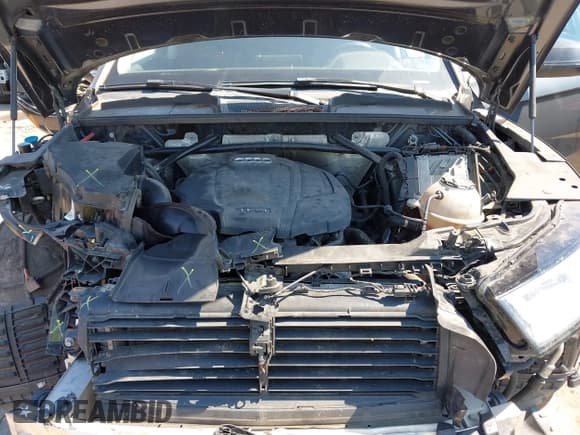 ✅ 2018 Audi Q5 Premium Plus • VIN: WA1BNAFY8J2236957 • Lot: 43322853. Wystawiony na IAAI z przebiegiem 84 104 mil. Bezpłatny archiwum sprzedaży aukcyjnych z USA i szczegółowy raport historii pojazdu na DreamBid. Zdjęcie 10.