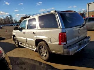 ✅ 2004 Cadillac Escalade • VIN: 1GYEK63N74R315335 • Lot: 93895335. Wystawiony na Copart z przebiegiem 224 267 mil. Bezpłatny archiwum sprzedaży aukcyjnych z USA i szczegółowy raport historii pojazdu na DreamBid. Zdjęcie 2.