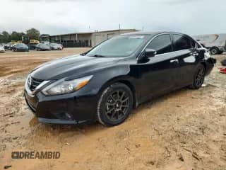 2016 Nissan Altima SR с VIN 1N4AL3AP9GC194745, выставлен на аукционе Copart как лот 82051095 с пробегом 57 656 миль миль и Списание • Salvage title. История ставок и продаж доступна на DreamBid. Изображение 1.
