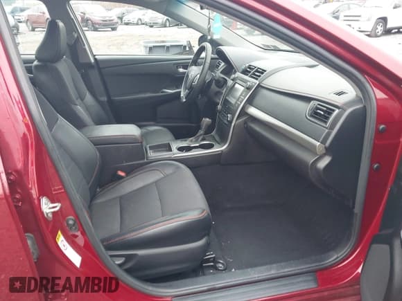 ✅ 2017 Toyota Camry SE • VIN: 4T1BF1FK2HU751820 • Lot: 43758392. Listed on IAAI with 73,573 mi. Free auction sales archive from the USA and detailed vehicle history report at DreamBid. Image 5.