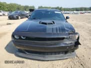 ✅ 2018 Dodge Challenger R/T Shaker • VIN: 2C3CDZBT1JH315999 • Lot: 81464075. Wystawiony na Copart z przebiegiem 101 524 mil. Bezpłatny archiwum sprzedaży aukcyjnych z USA i szczegółowy raport historii pojazdu na DreamBid. Zdjęcie 5.